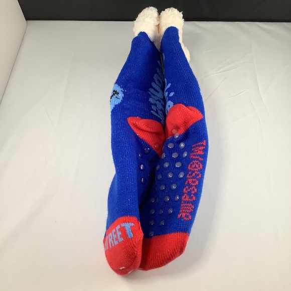 NWT Adult Sesame Street Blue Cookie Monster Sherpa Socks OS - Picture 6 of 8